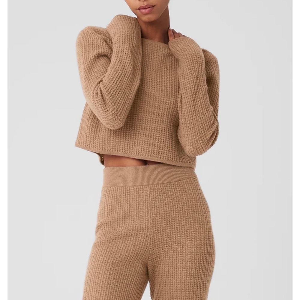 Alo Yoga Cashmere Waffle Knit Set Toasted Almond Crop Top High Waist Pants Sz M